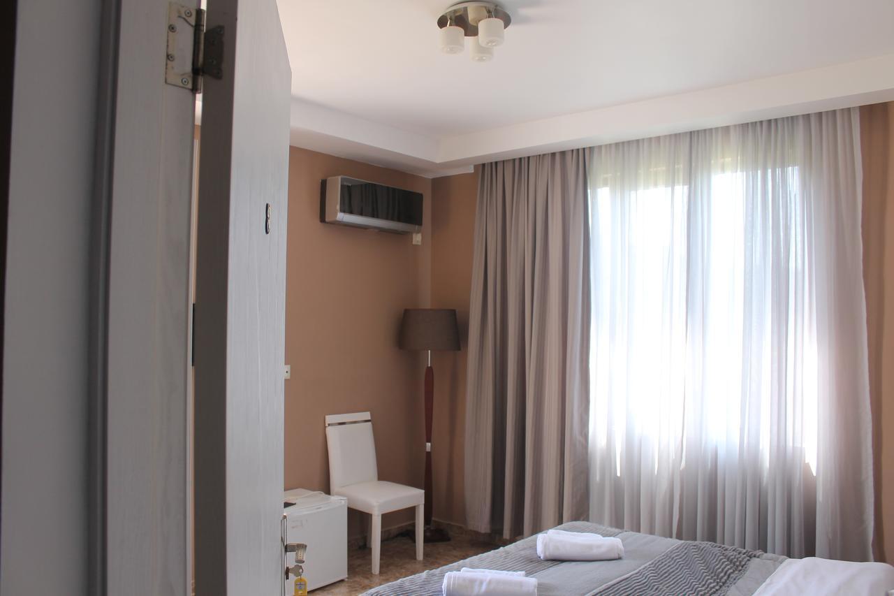 Seazone Hotel เชคเวทิลี ภายนอก รูปภาพ
